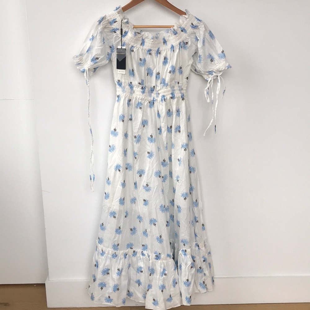 J.ING Limited off the shoulder flower pattern dress